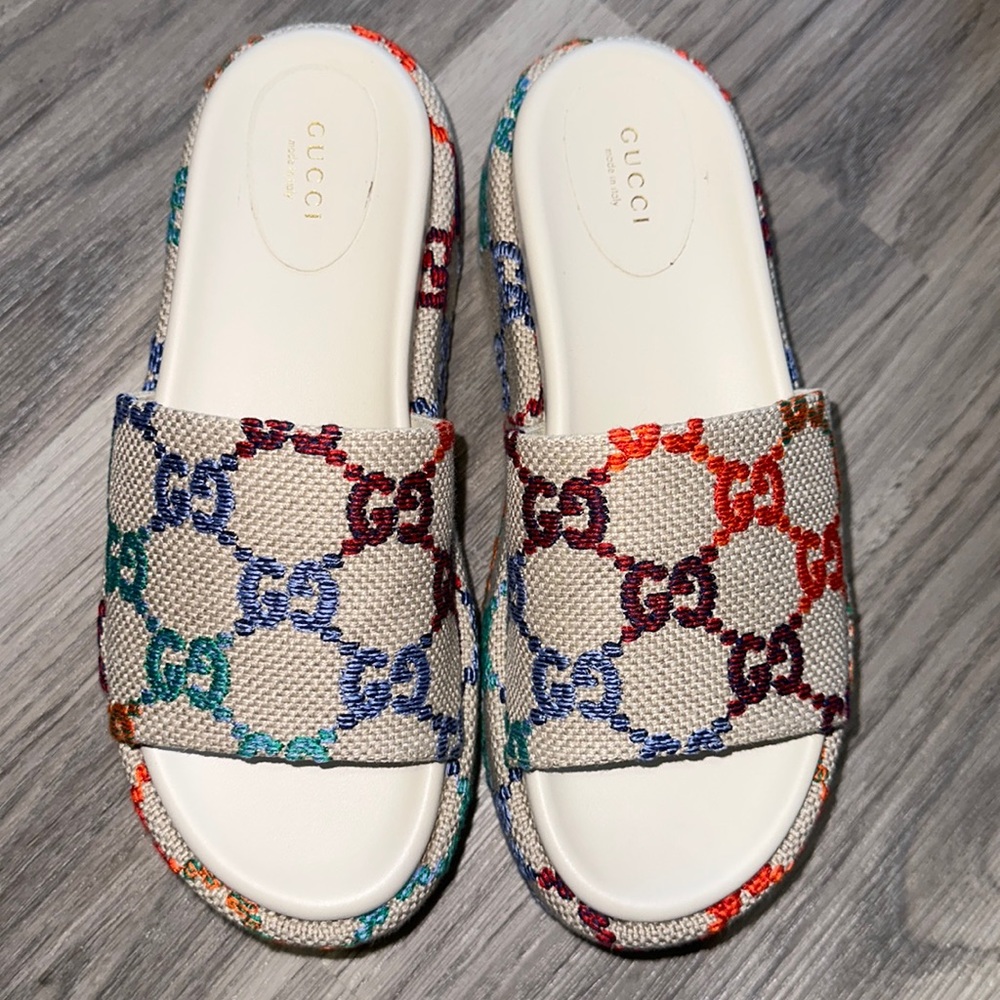 Brand New!! Gucci Multi Color Platform Slide